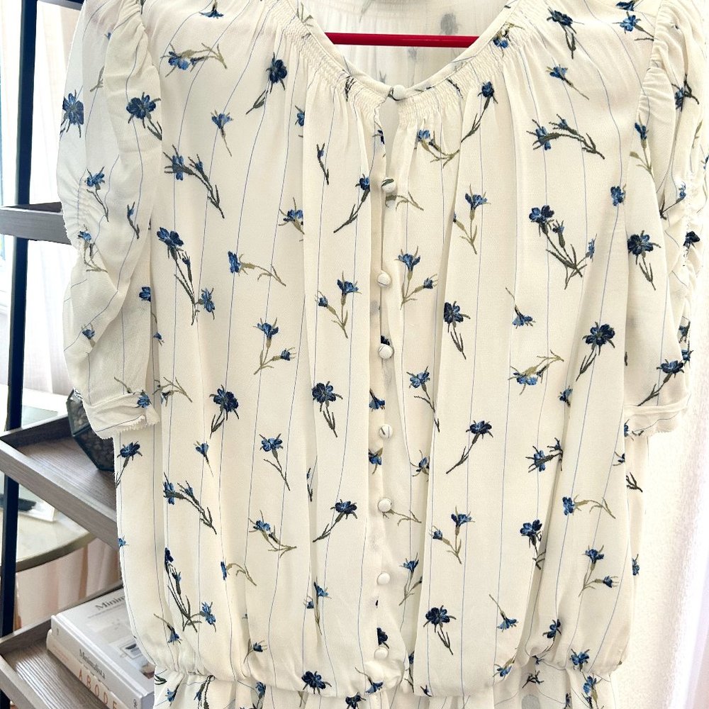 Joie Vonny Blouse Porcelain White Floral Top Silk Romantic Ruffle M